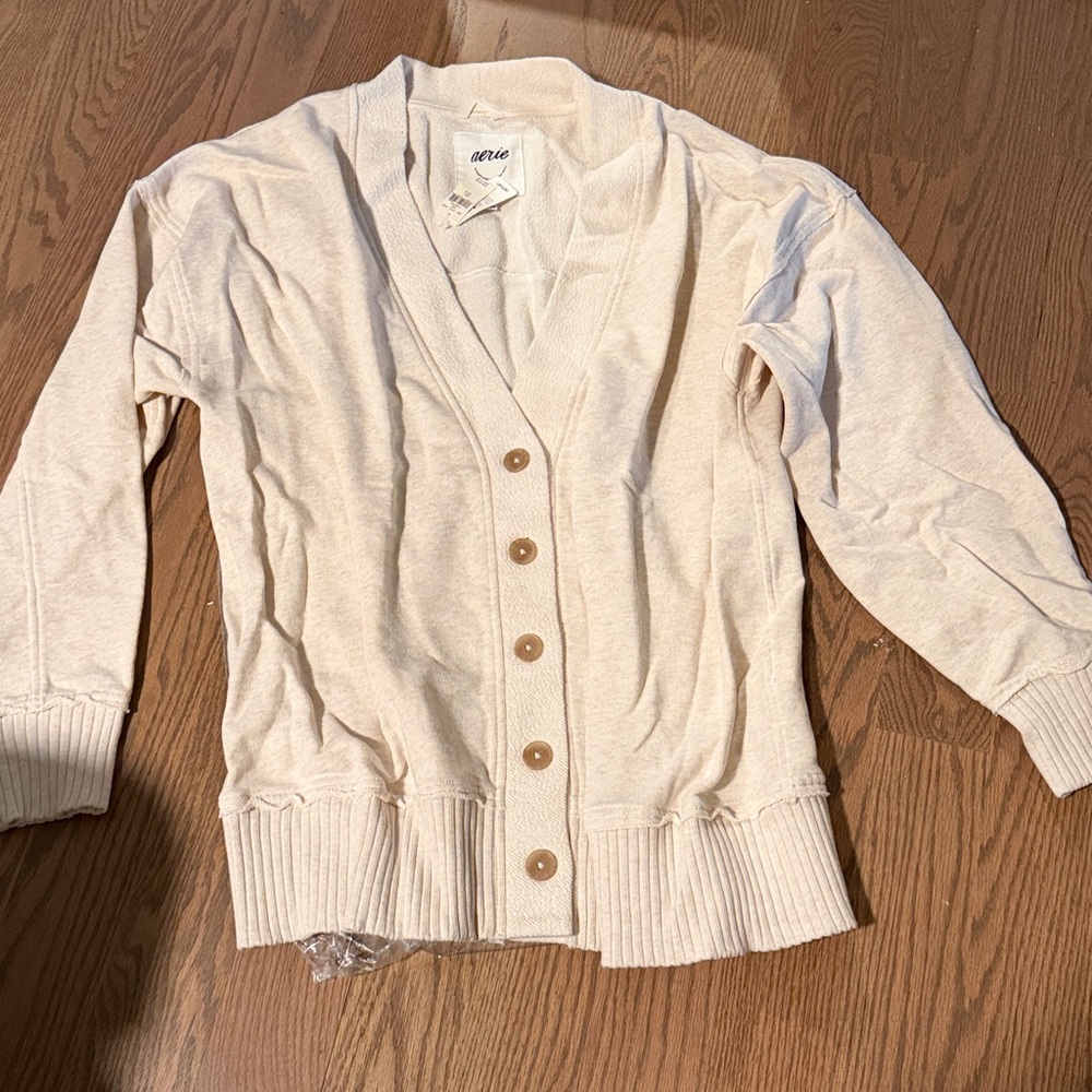 Aerie oversized, comfy cardigan NWT - Picture 3 of 3